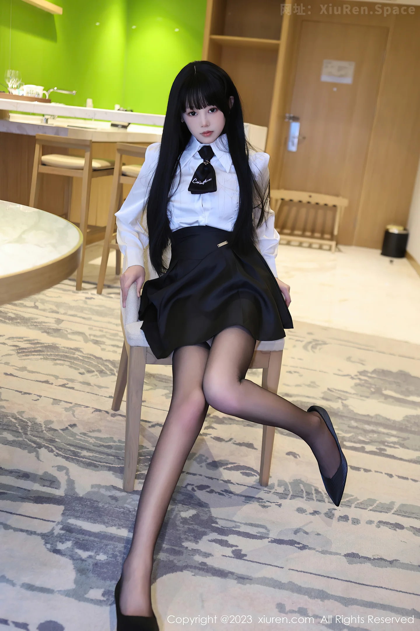 图片[4]-[XiuRen秀人网]2023.05.06 NO.6685 早川京子 日本JK制服与黑色蕾丝内衣加黑丝美腿性感私房写真集-秀人网官方网站